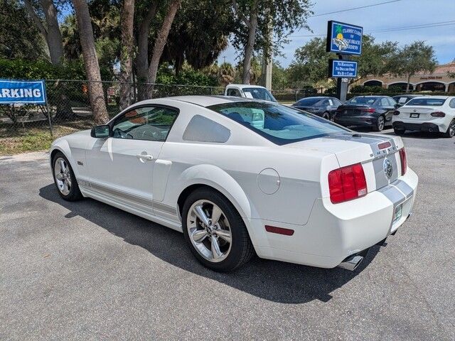 2007 Ford Mustang GT photo 4