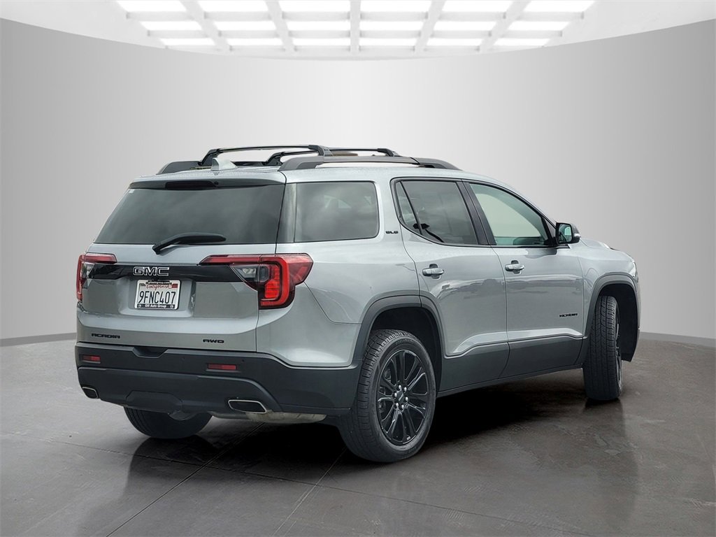 2023 Gmc Acadia SLE photo 3