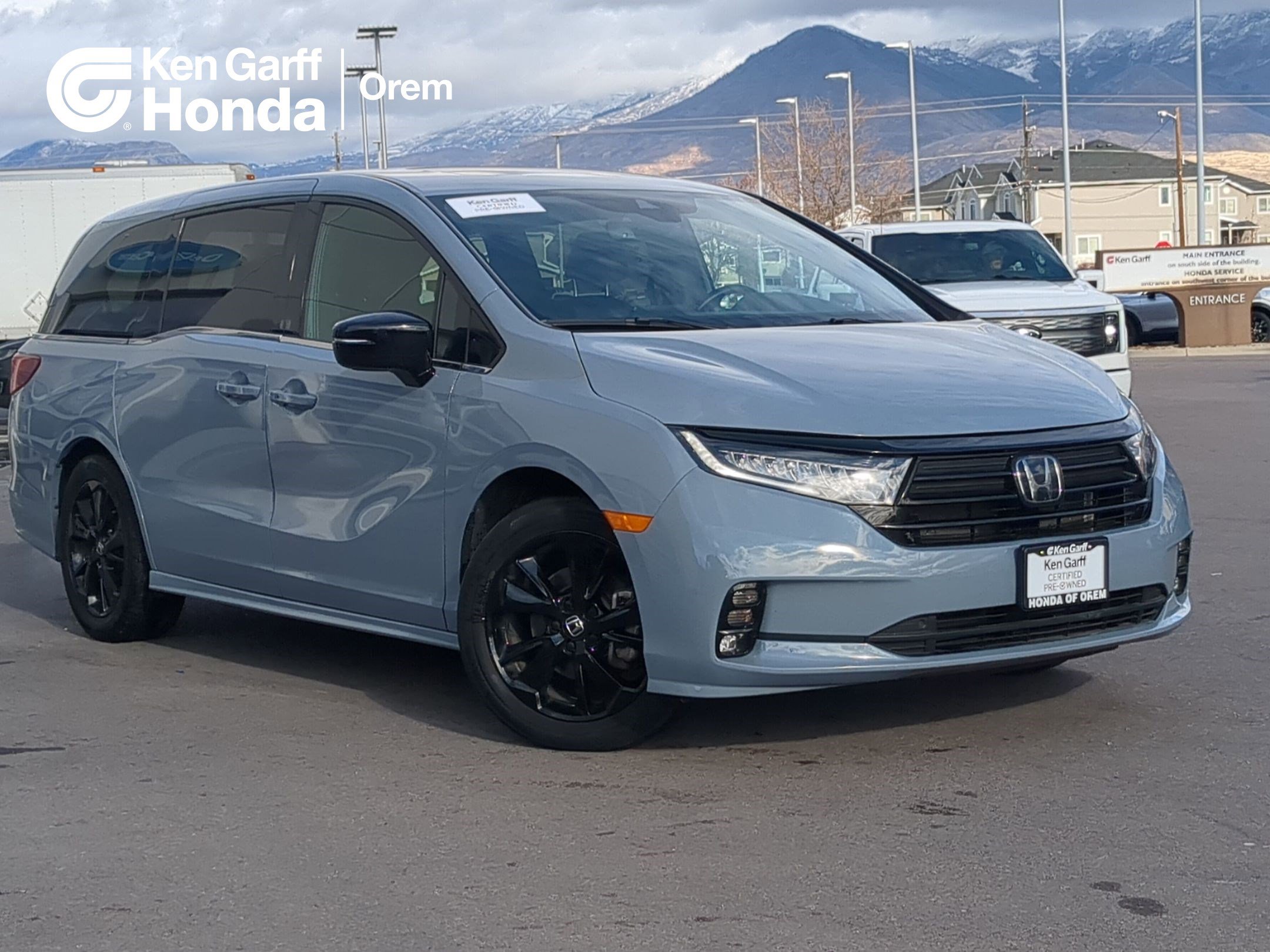 2024 Honda Odyssey SPORT's photo