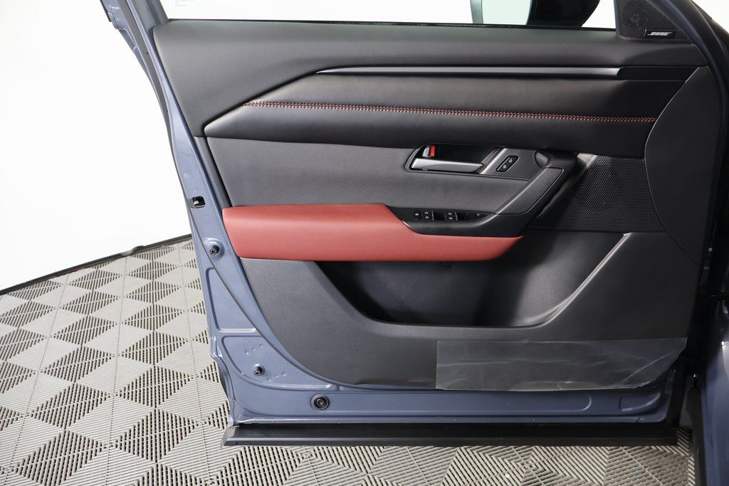 2025 Mazda CX-50 Premium photo 6