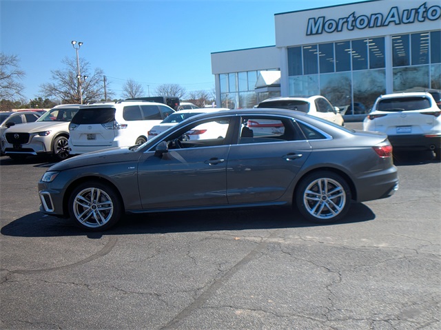 2021 Audi A4 45 S line Premium Quattro photo 4