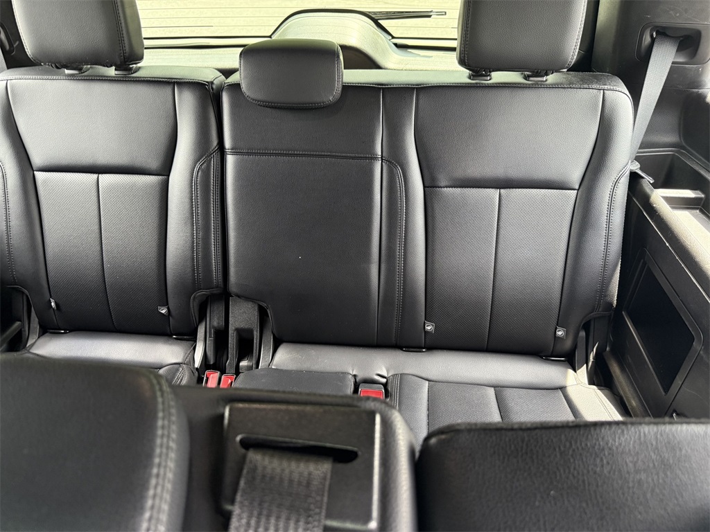 2019 Ford Expedition XLT photo 13