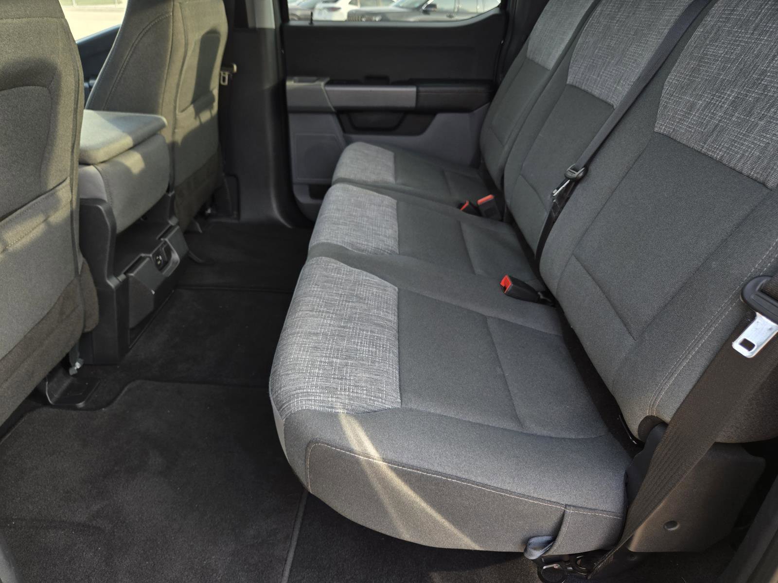 2023 Ford F-150 XLT photo 4