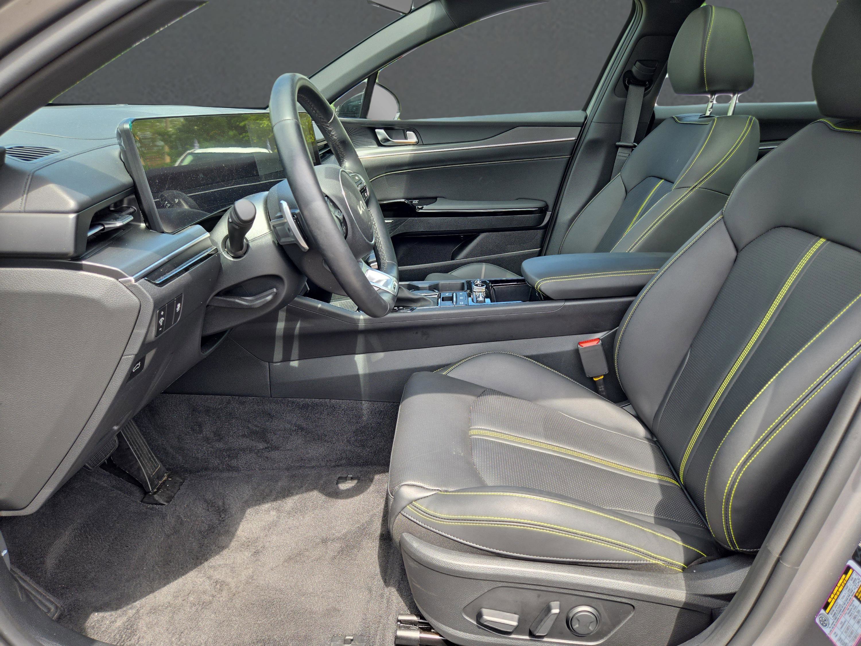 2025 Kia K5 GT photo 16