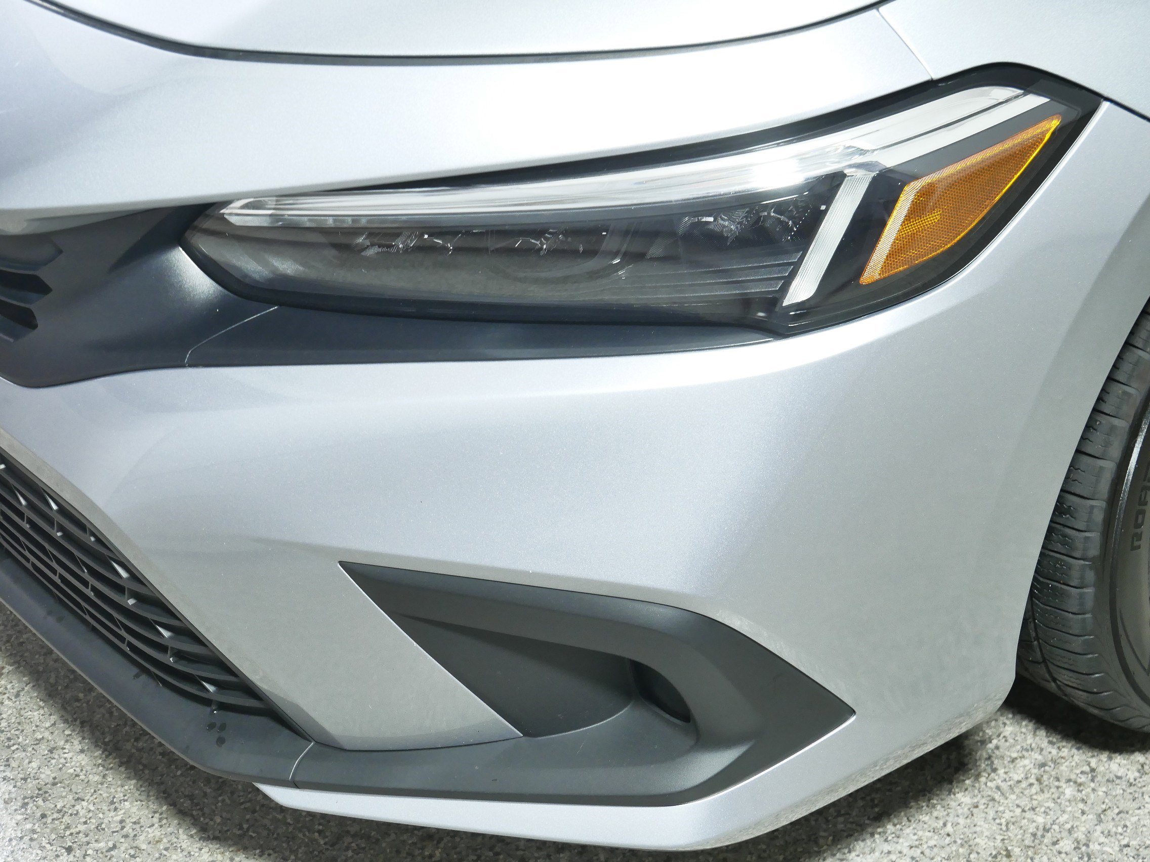 2024 Honda Civic Hatchback EX-L photo 16