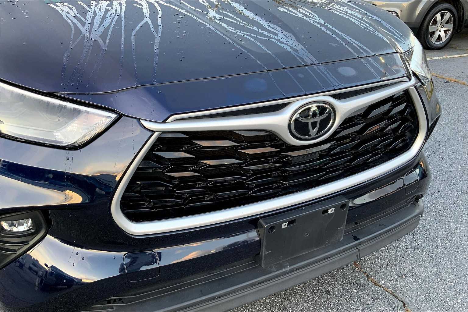 2023 Toyota Highlander XLE photo 27