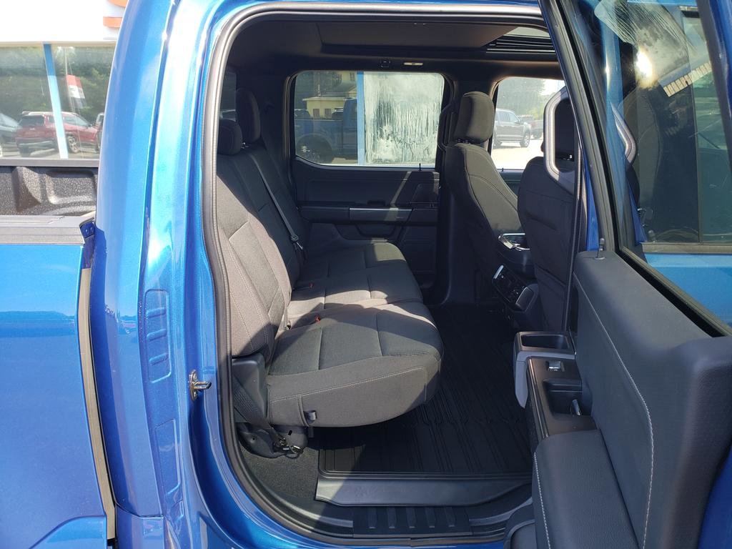 2023 Ford F-150 XLT photo 13