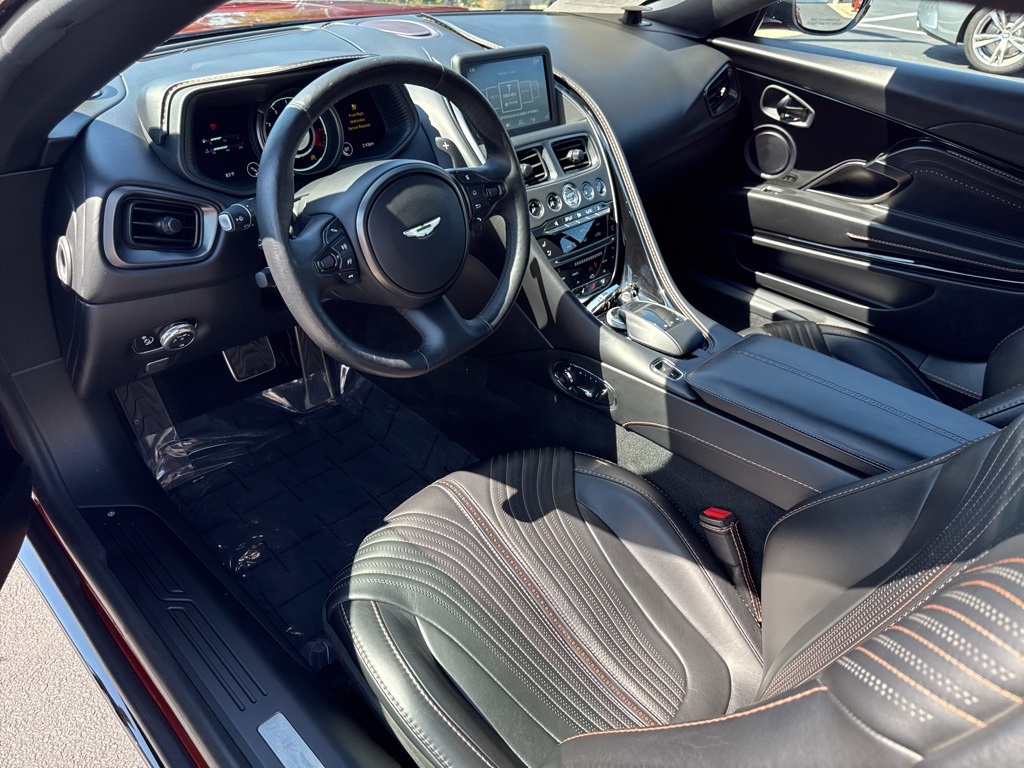 2019 Aston Martin DB11 AM5 photo 11