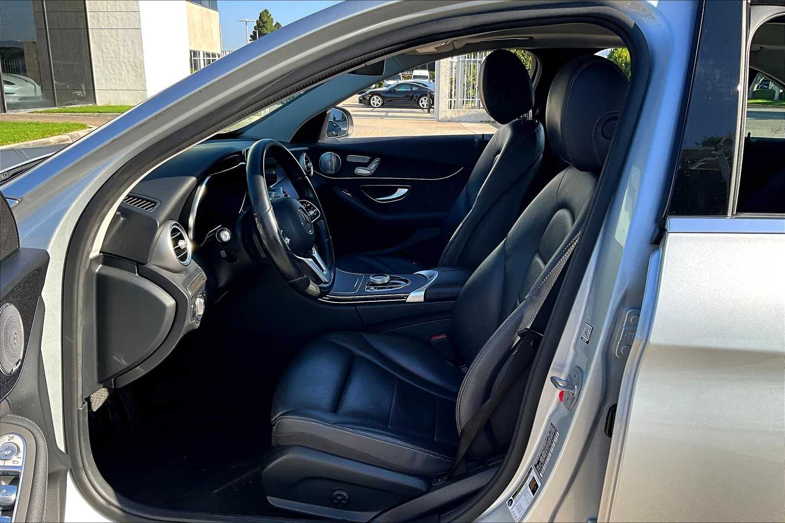 2021 Mercedes Benz C 300 photo 7