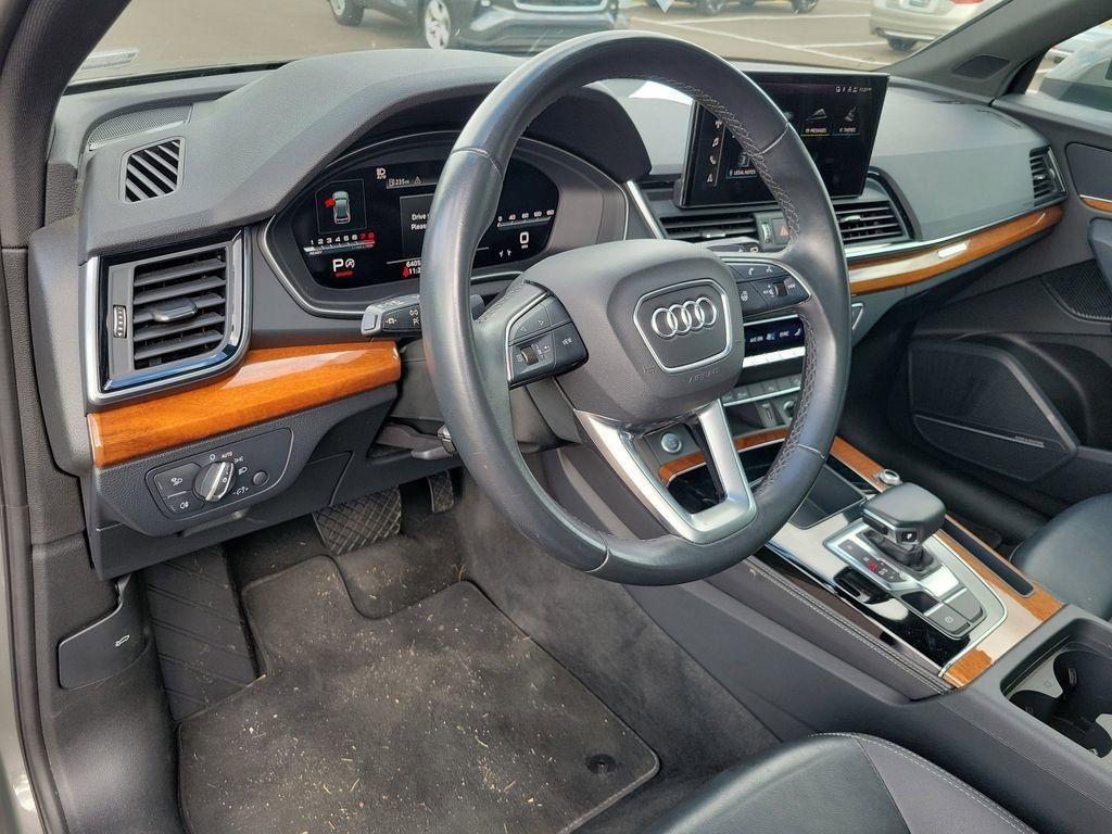 2023 Audi Q5 S line Premium Plus photo 10