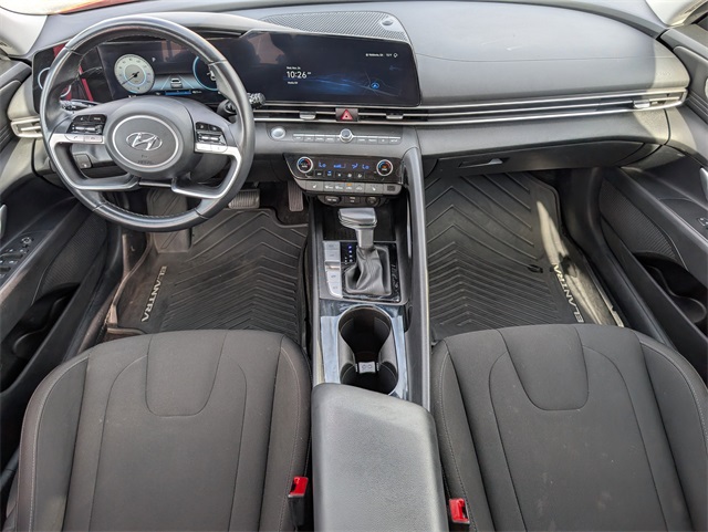 2023 Hyundai Elantra SEL Convenience photo 4