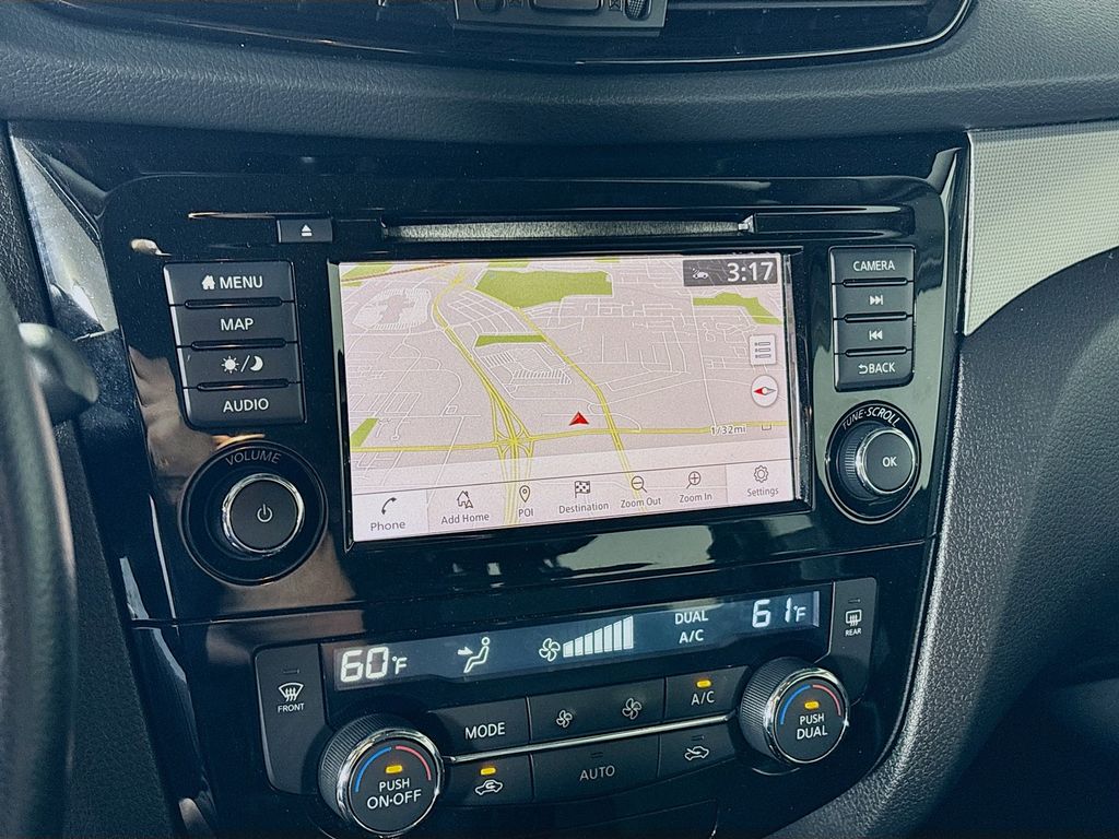 2020 Nissan Rogue Sport SL photo 15