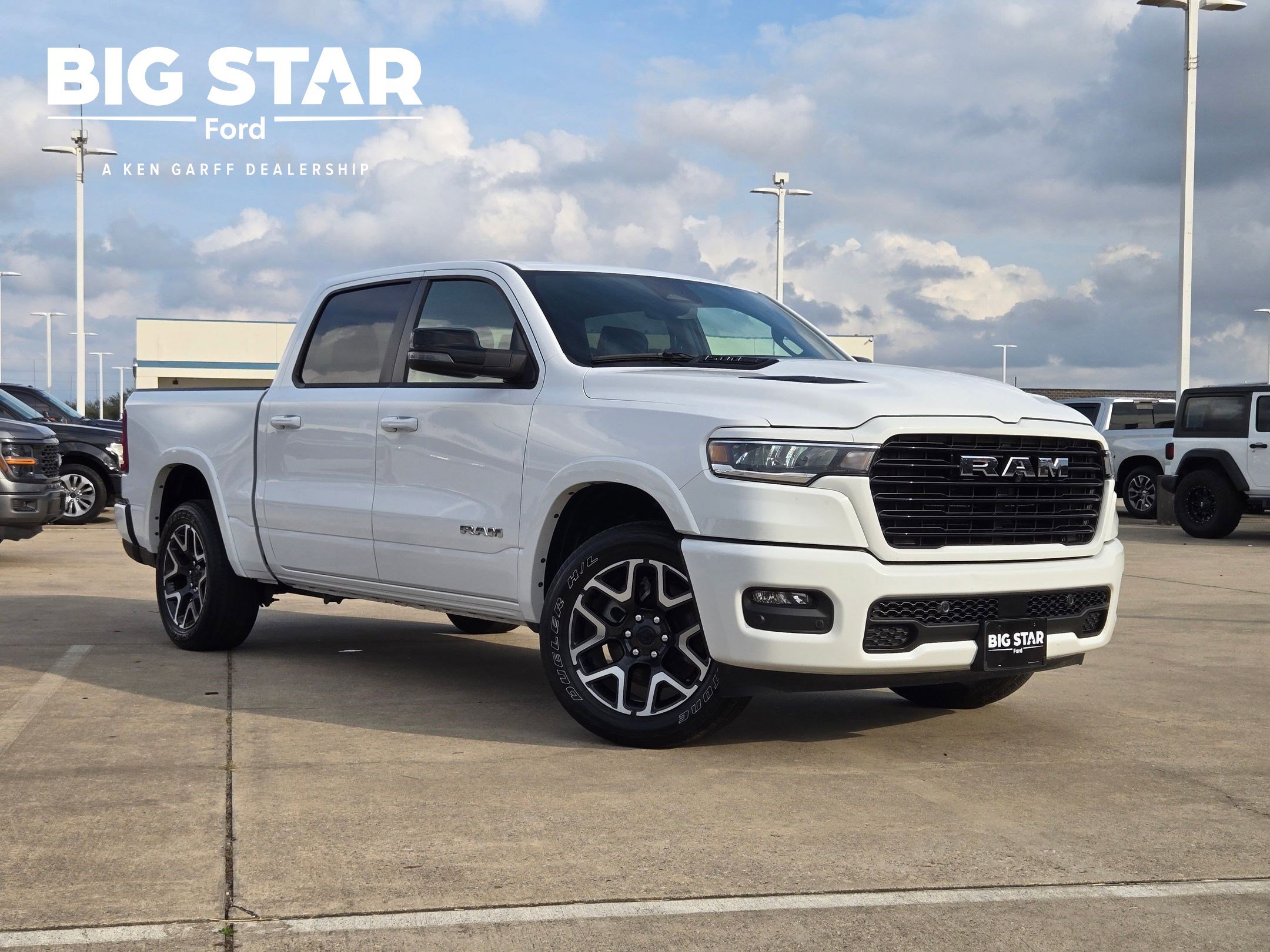 2025 RAM Ram 1500 Pickup Laramie's photo