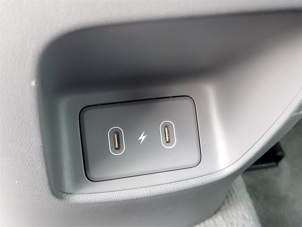 2025 Hyundai Elantra SEL Convenience photo 10
