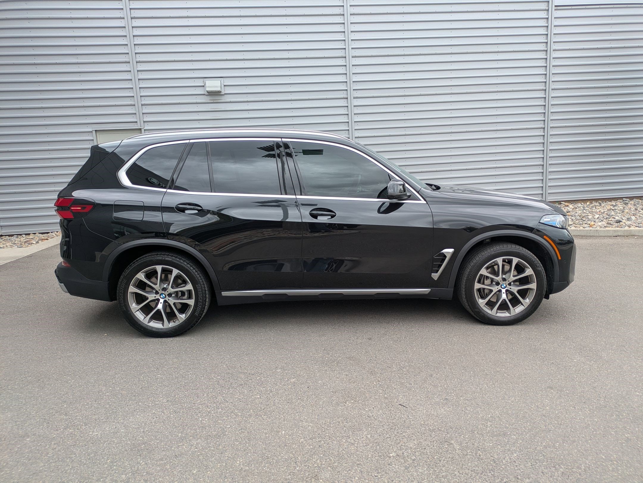 2025 Bmw X5 xDrive40i photo 2