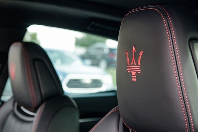 2024 Maserati Levante GT photo 12