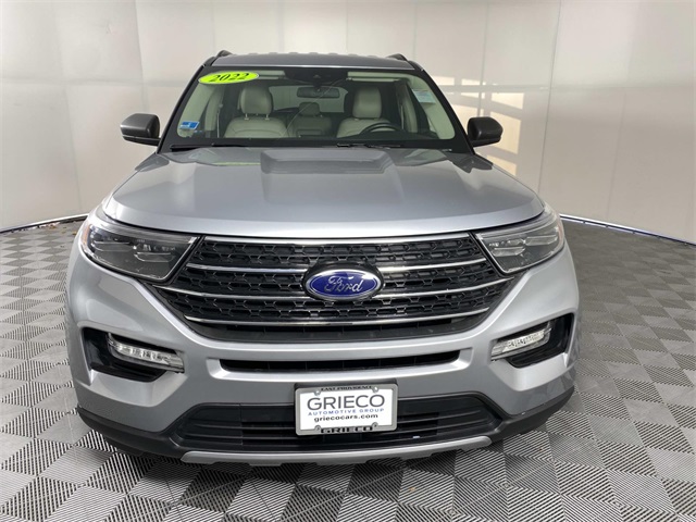 2022 Ford Explorer XLT photo 2