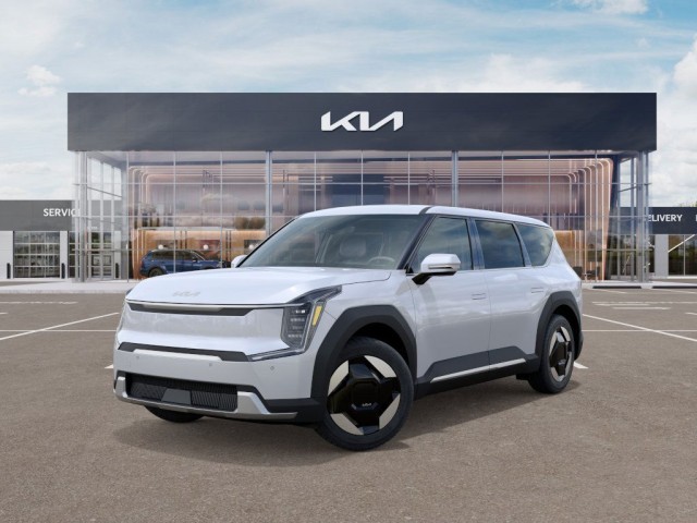 New 2026 Glacial White Pearl Kia Light Long Range image 1