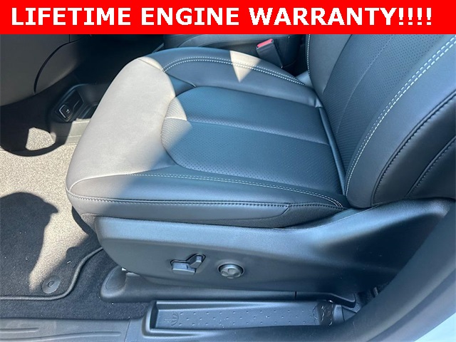 2026 Chrysler Pacifica photo 11