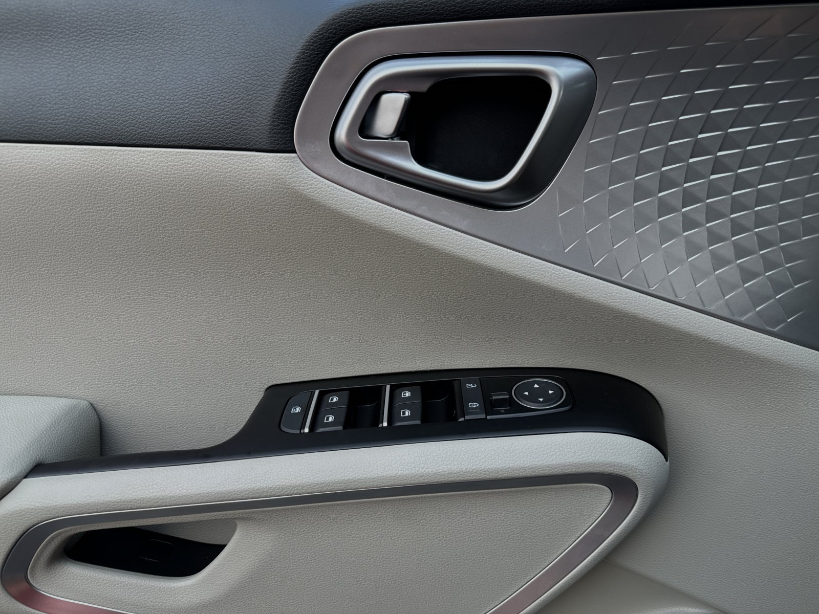 2025 Kia Soul LX photo 9