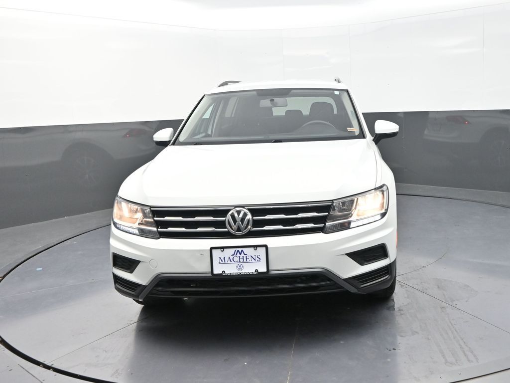 2021 Volkswagen Tiguan S photo 2