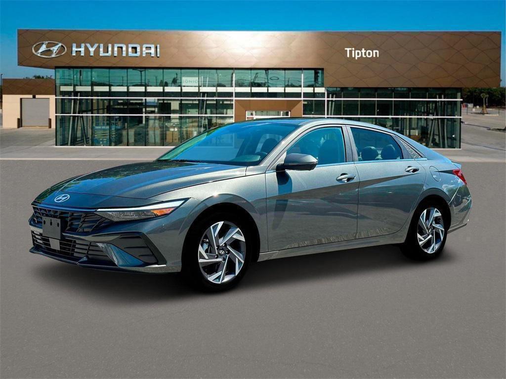 2025 Hyundai Elantra Limited photo 2