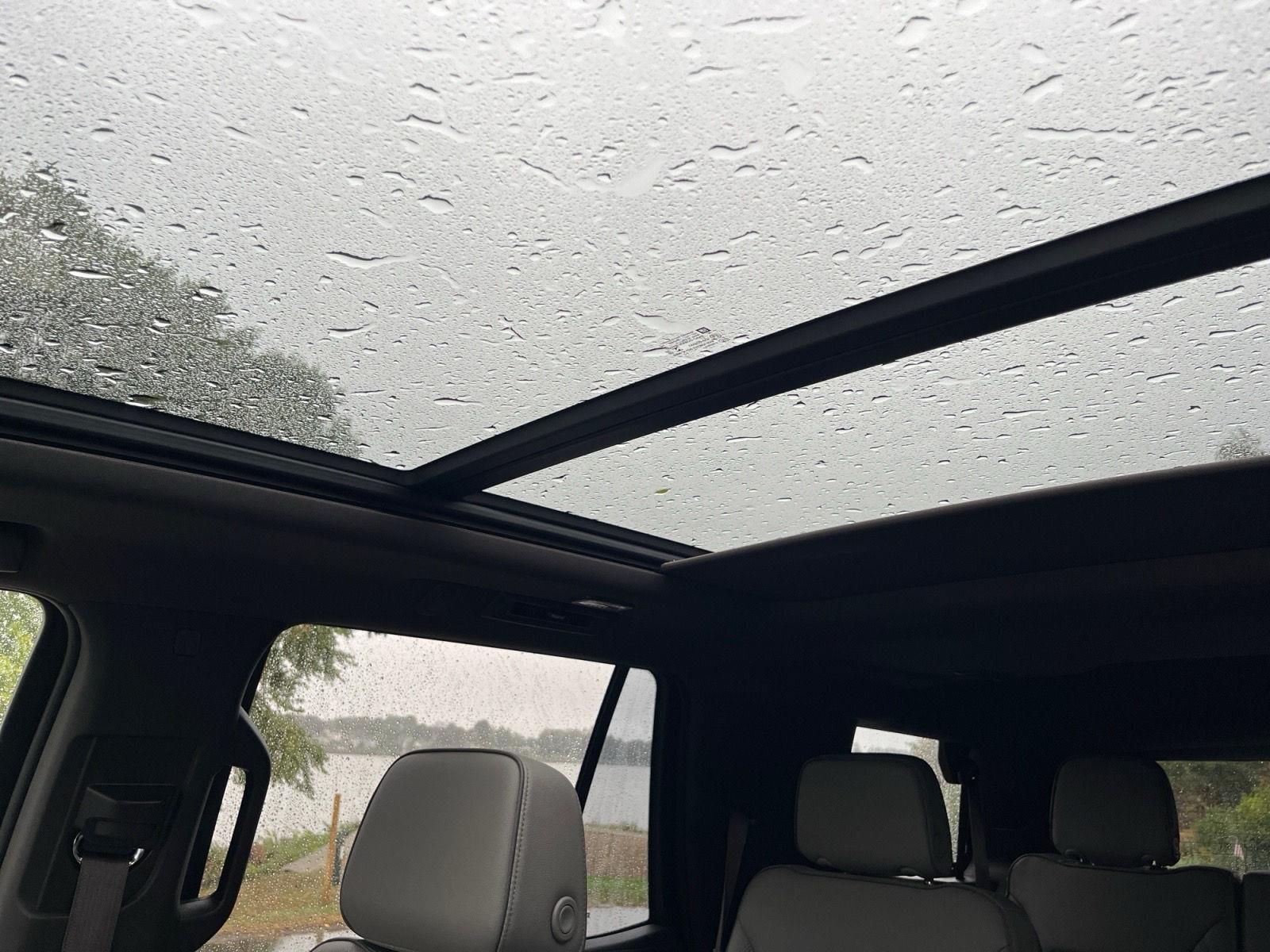 2022 Gmc Yukon SLT photo 19