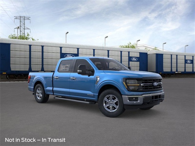 2025 Ford F-150 XLT photo 6
