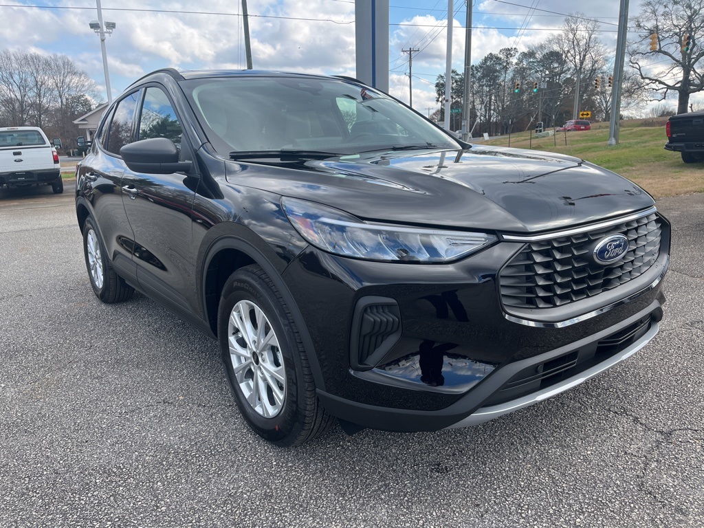 2025 Ford Escape Active photo 3