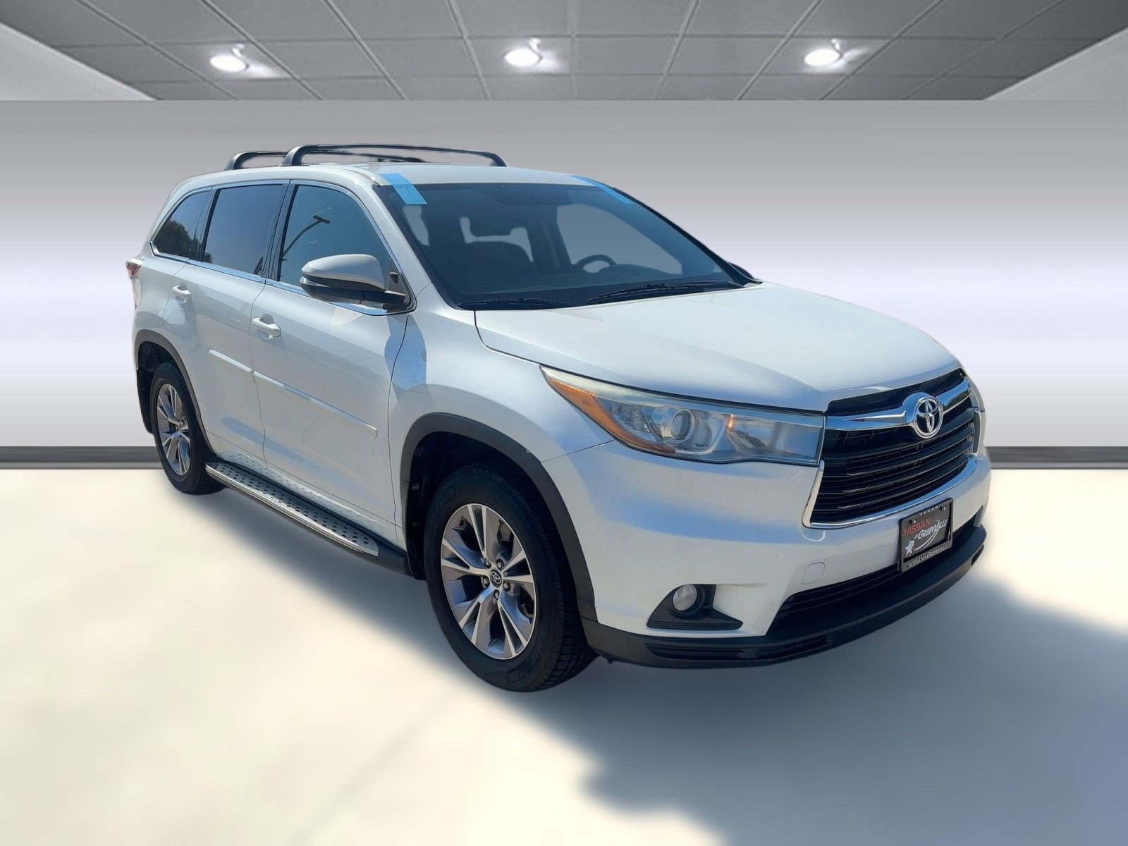 2016 Toyota Highlander LE photo 7