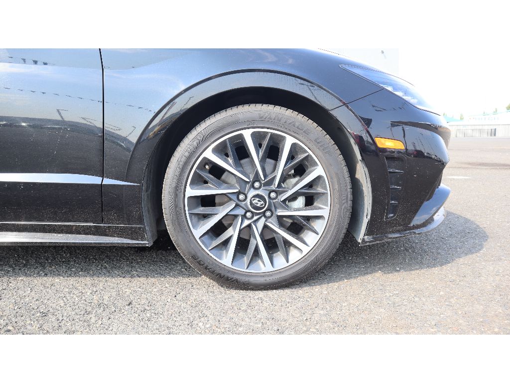 2023 Hyundai Sonata Limited photo 30