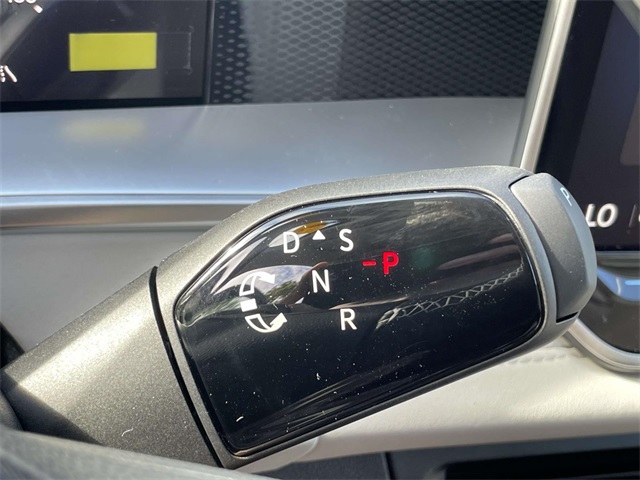 2025 Volkswagen Tiguan SE photo 21