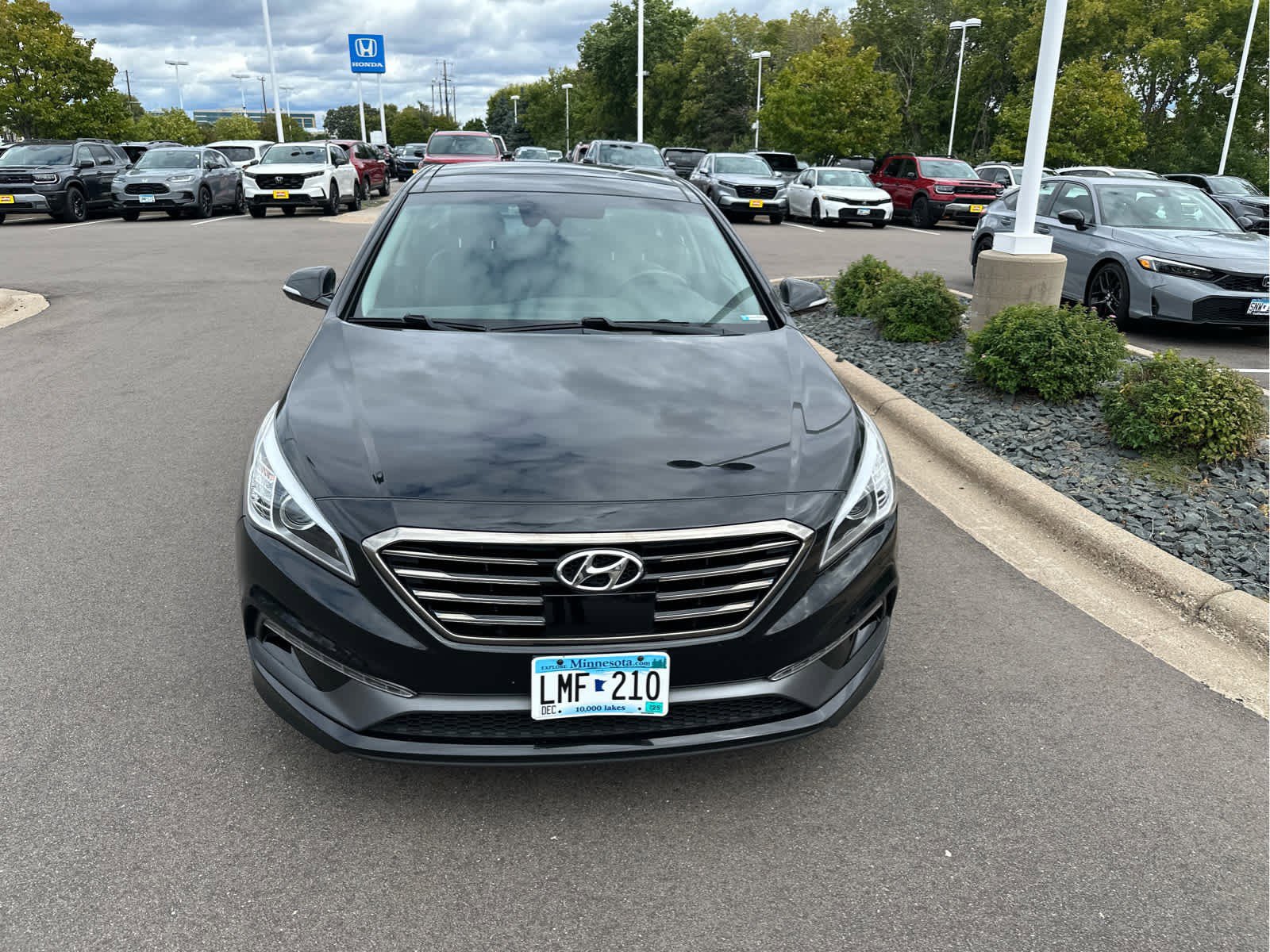 Used 2016 Hyundai Sonata Limited with VIN 5NPE34AF0GH286503 for sale in Hopkins, Minnesota