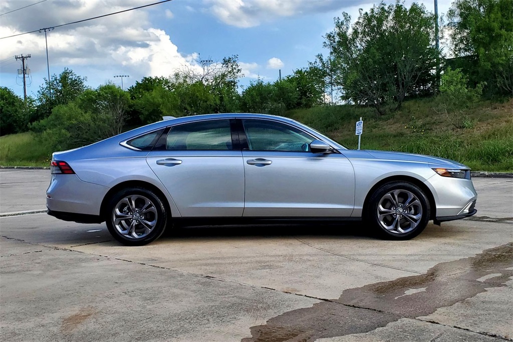 2024 Honda Accord EX photo 4