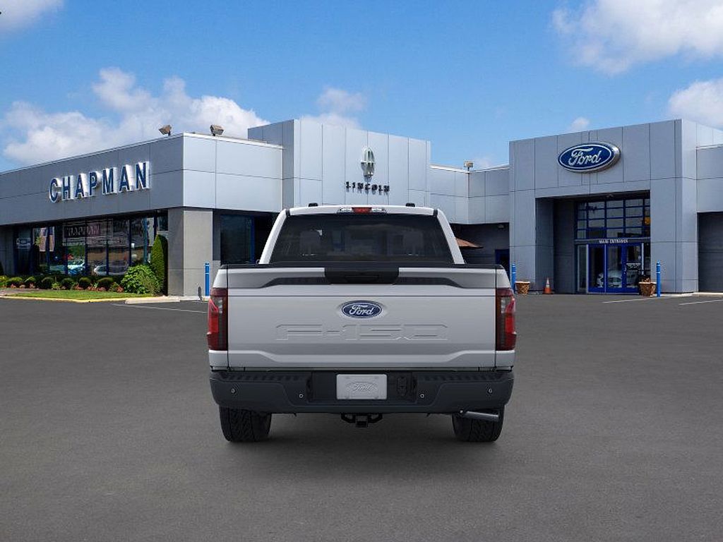 2025 Ford F-150 XL photo 3