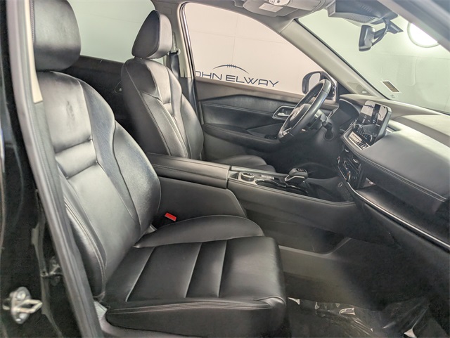 2021 Nissan Rogue SL photo 21