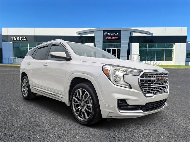 2022 GMC Terrain Denali's photo