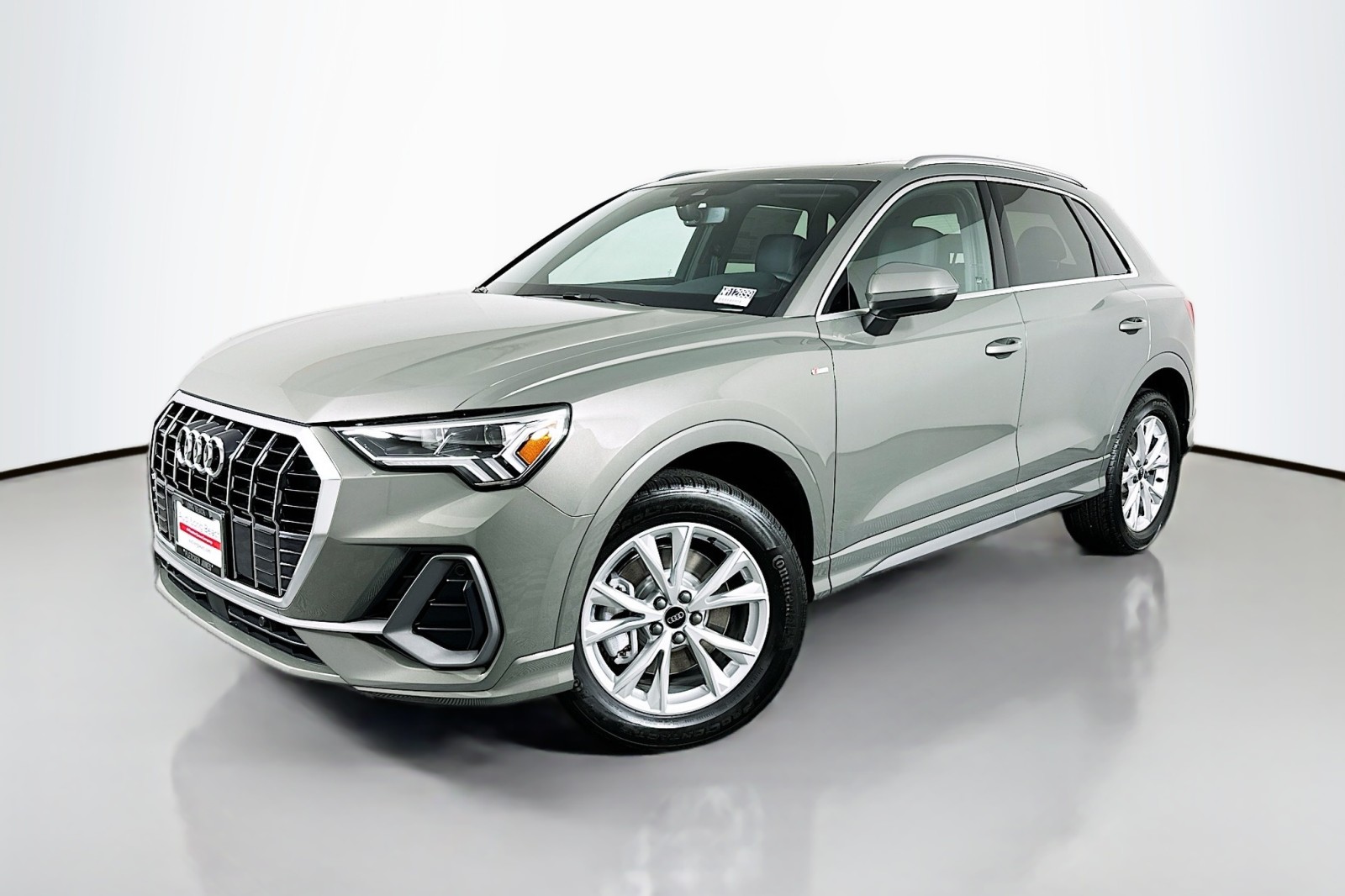 2025 Audi Q3 S Line Premium's photo