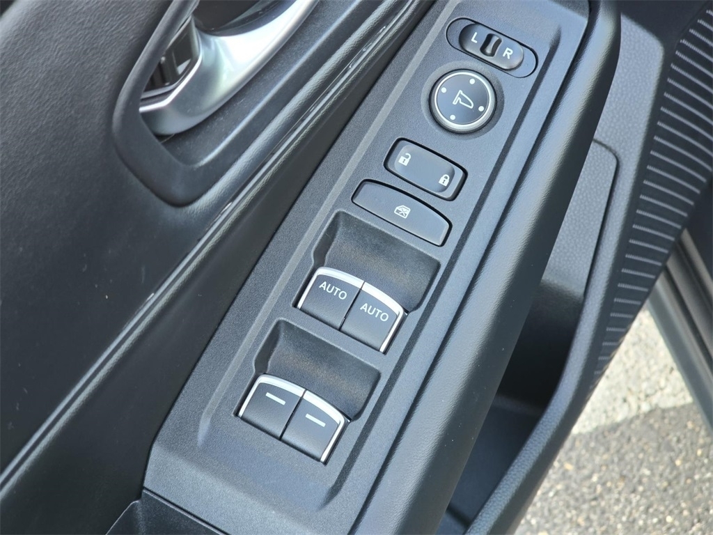 2023 Honda Accord EX photo 19
