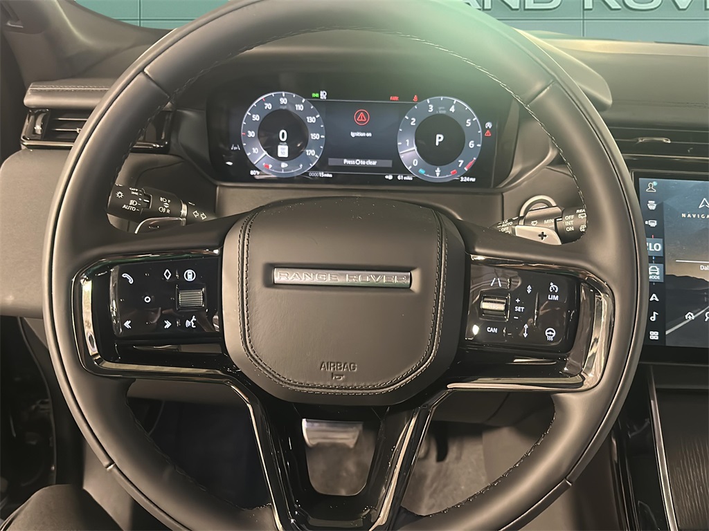 2026 Land Rover Range Rover Velar SE photo 4