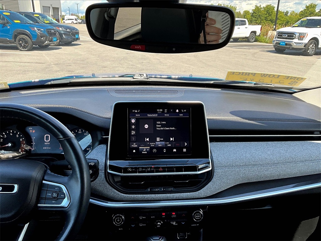 2022 Jeep Compass Latitude photo 16
