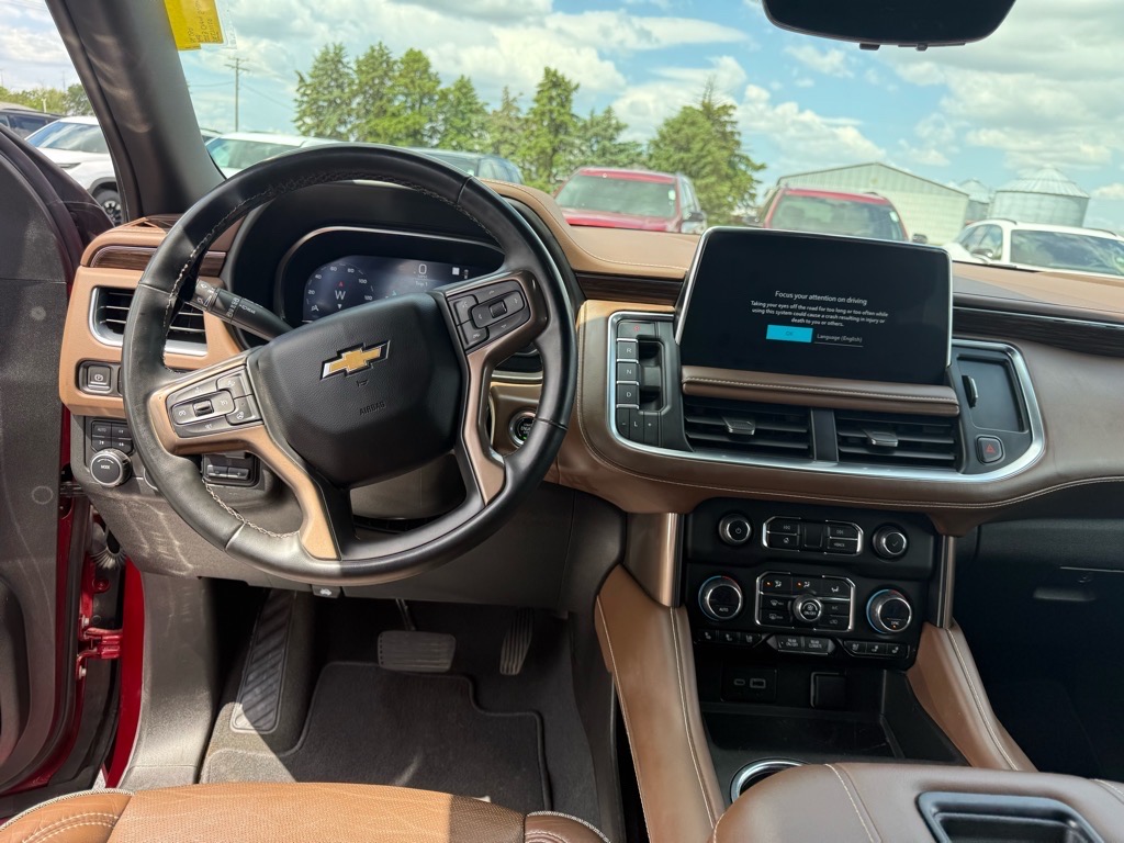 2023 Chevrolet Suburban High Country photo 15