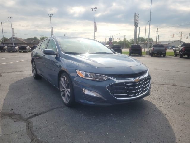 2024 Chevrolet Malibu Premier 2LT photo 8