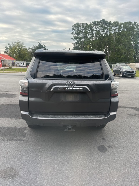 2019 Toyota 4Runner SR5 photo 3