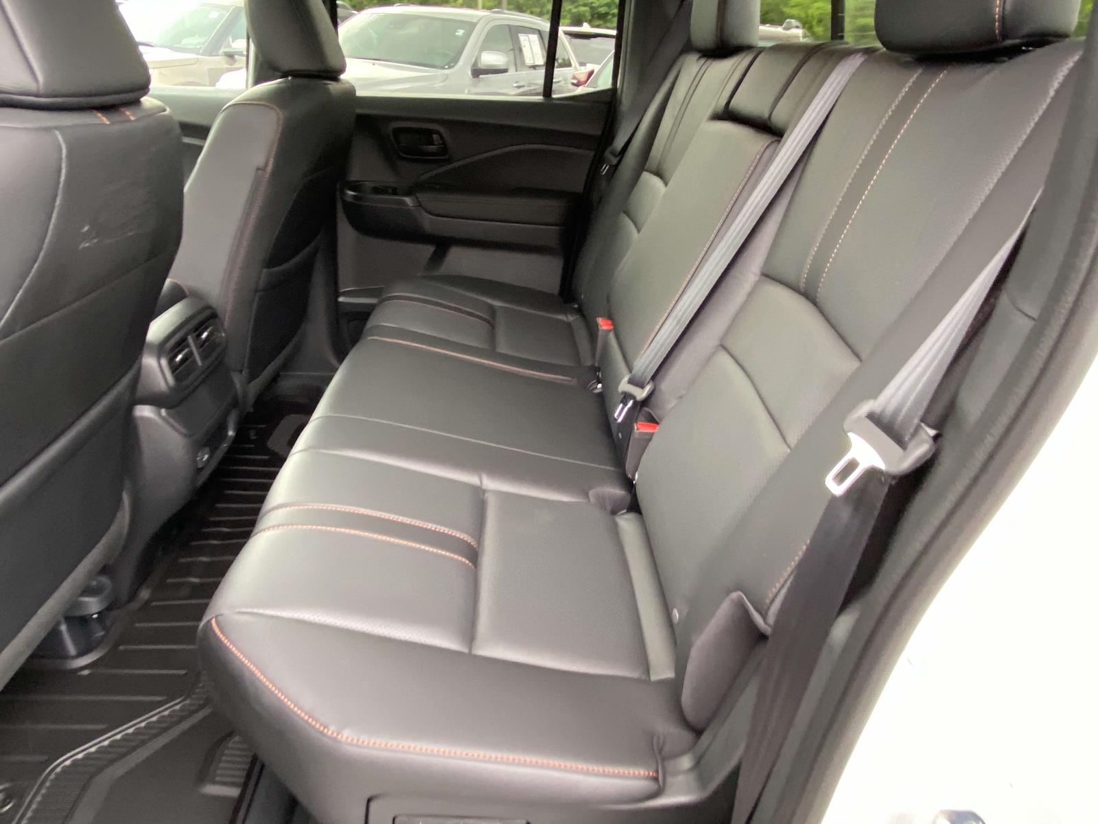 2025 Honda Ridgeline TrailSport photo 8