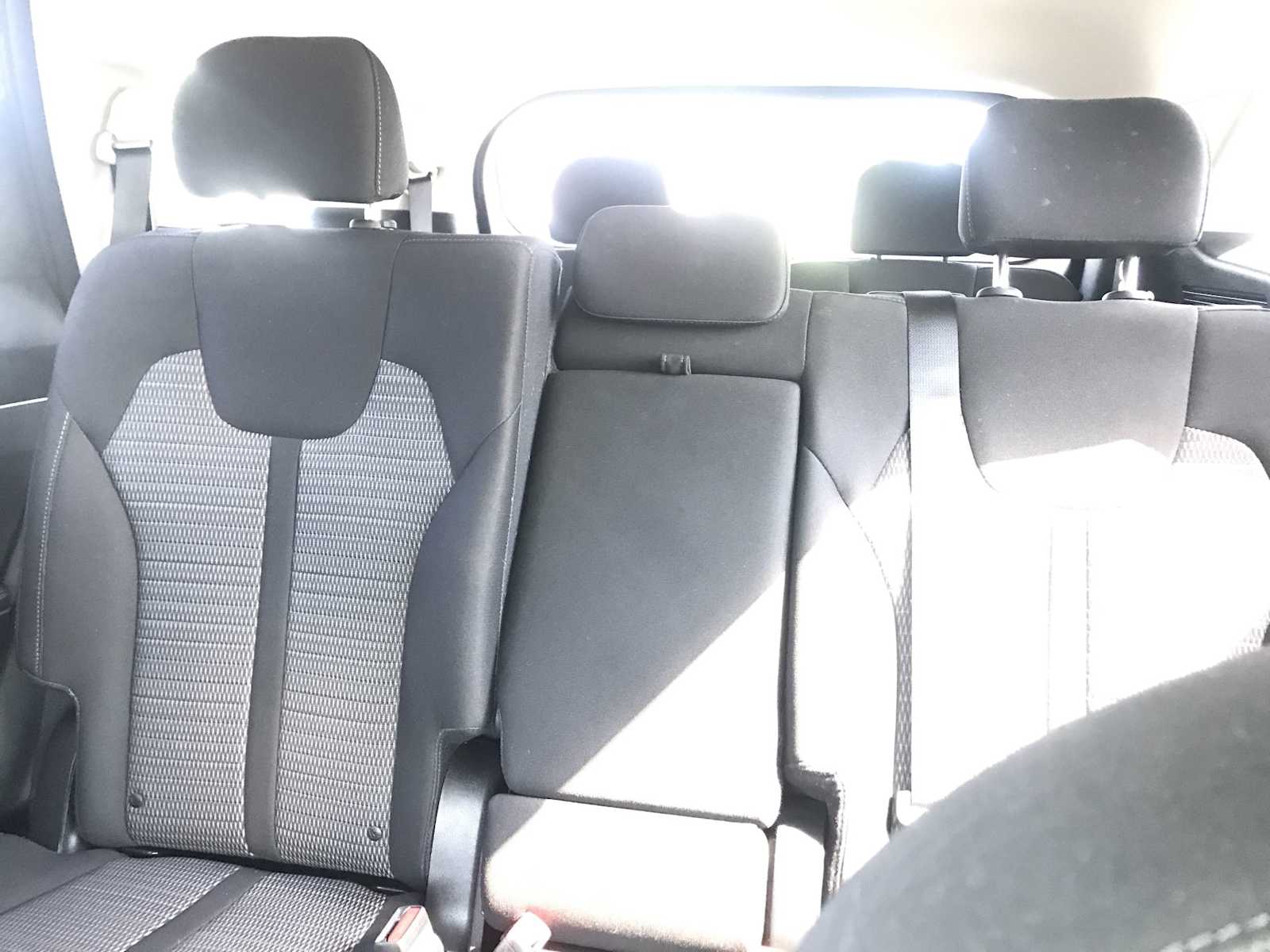 2023 Kia Sorento LX photo 20