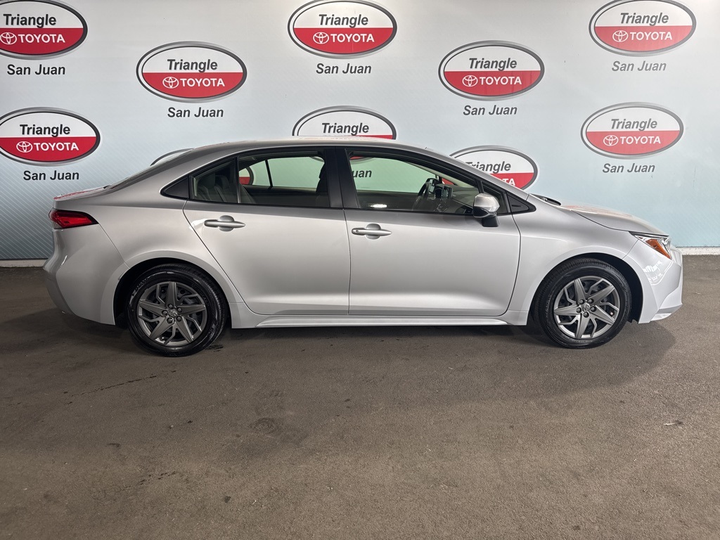 2022 Toyota Corolla L photo 6