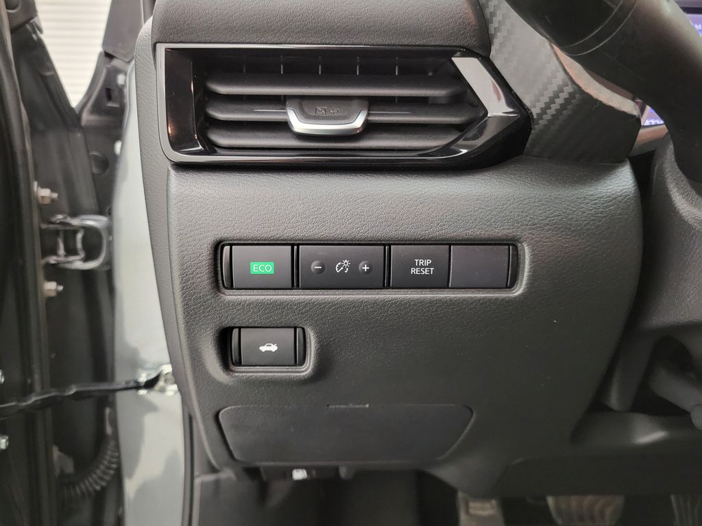 2024 Nissan Sentra SV photo 2
