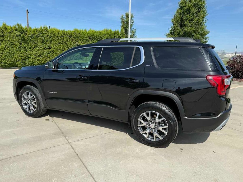 2023 GMC ACADIA - Image 3