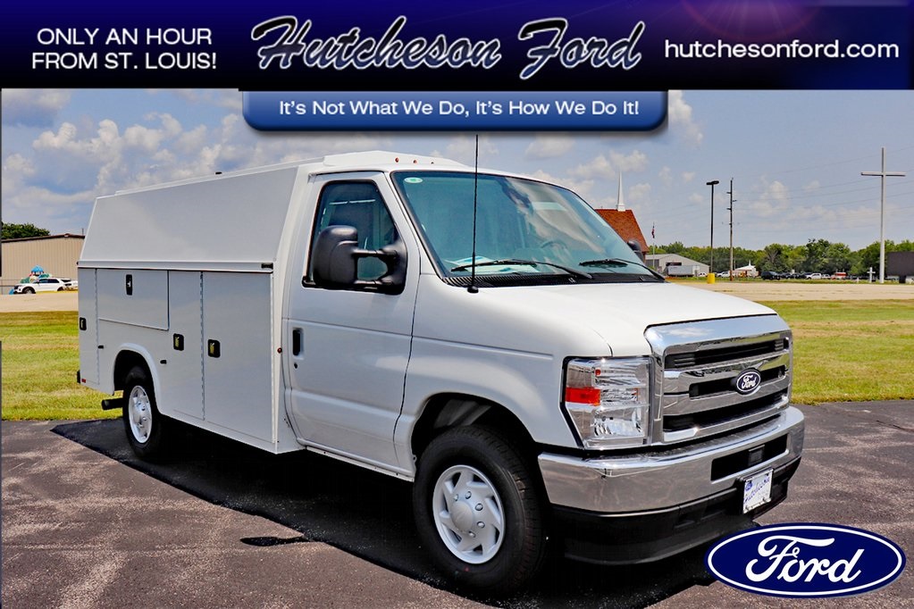 2026 Ford E-Series Cutaway Base's photo
